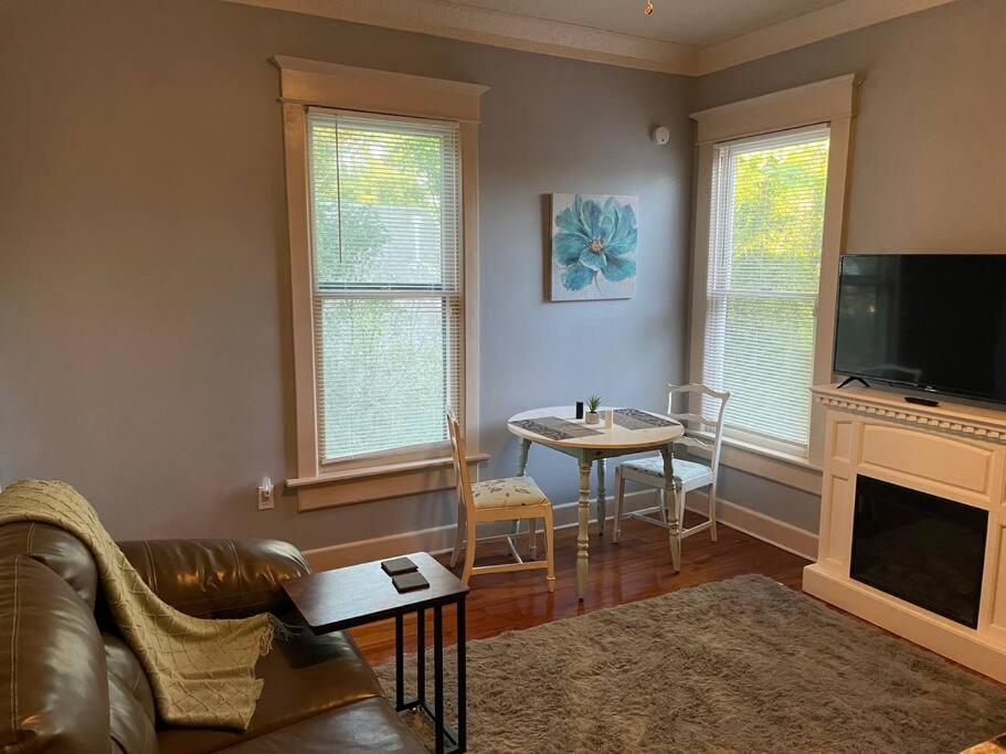 Tuscawilla A, Apt In Historic Downtown, Two Bed Two Bath Ocala Exteriér fotografie